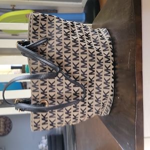 MK Medium Tote